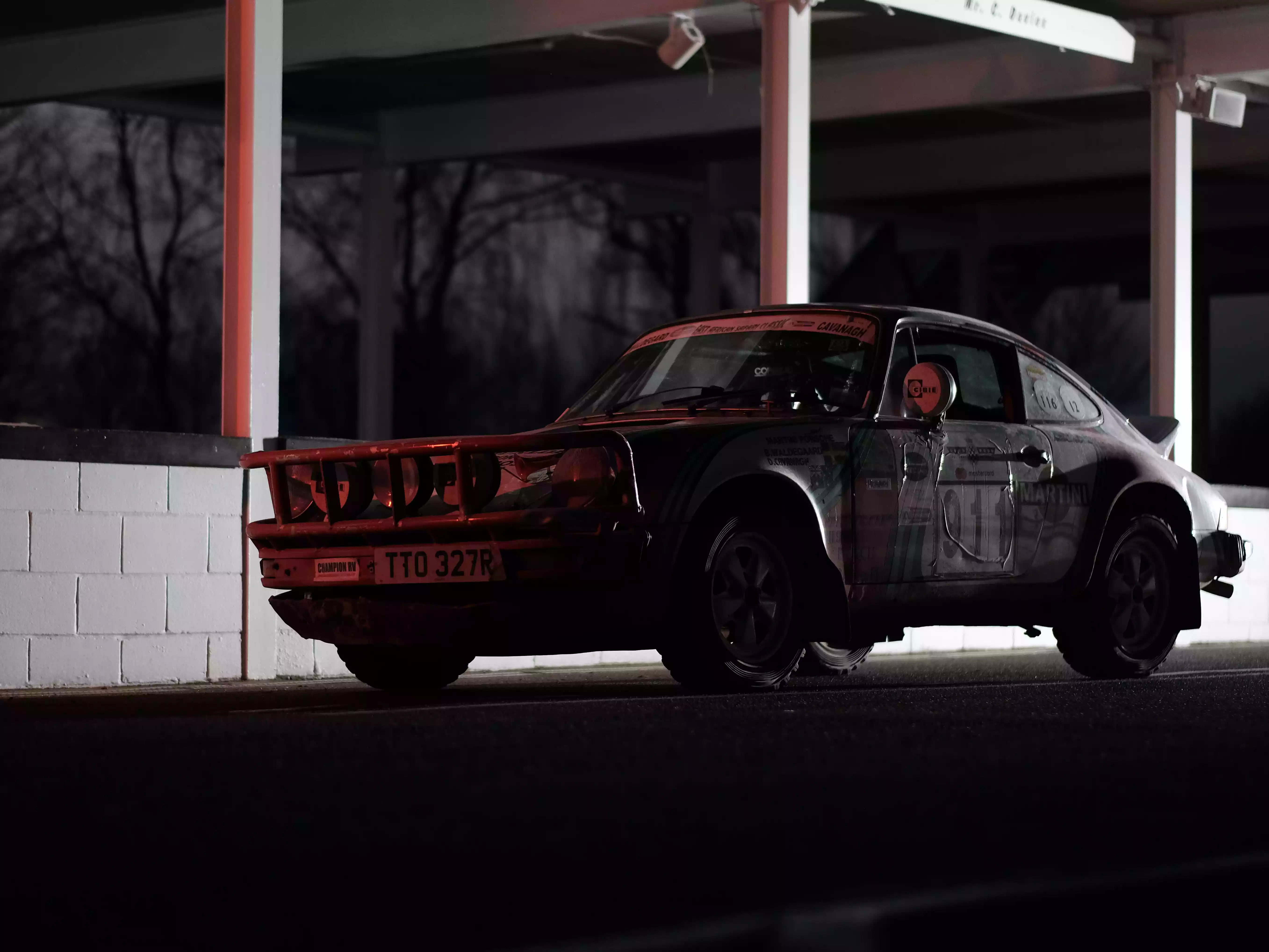Drone video for Bonhams’ 1976 Porsche 911 Carrera auction at Goodwood - Image 4