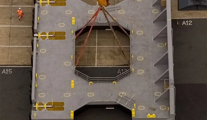 Drone video of heavy cargo lifting at Portico Shipping - Image 1