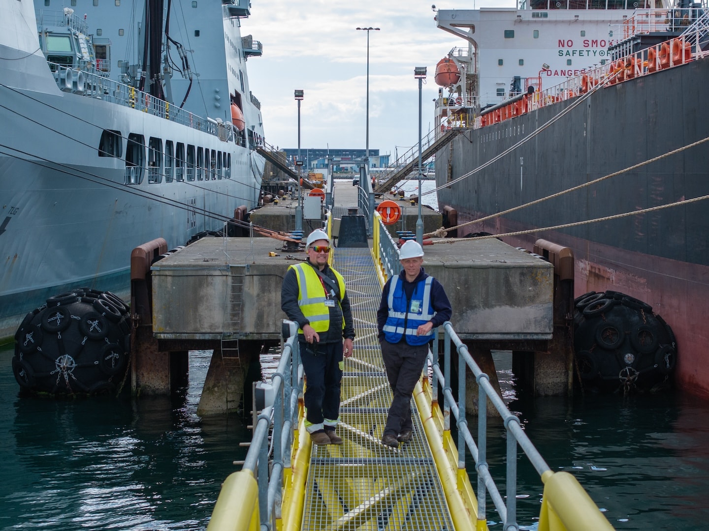 US/UK naval collaboration: refuelling at sea - Image 2