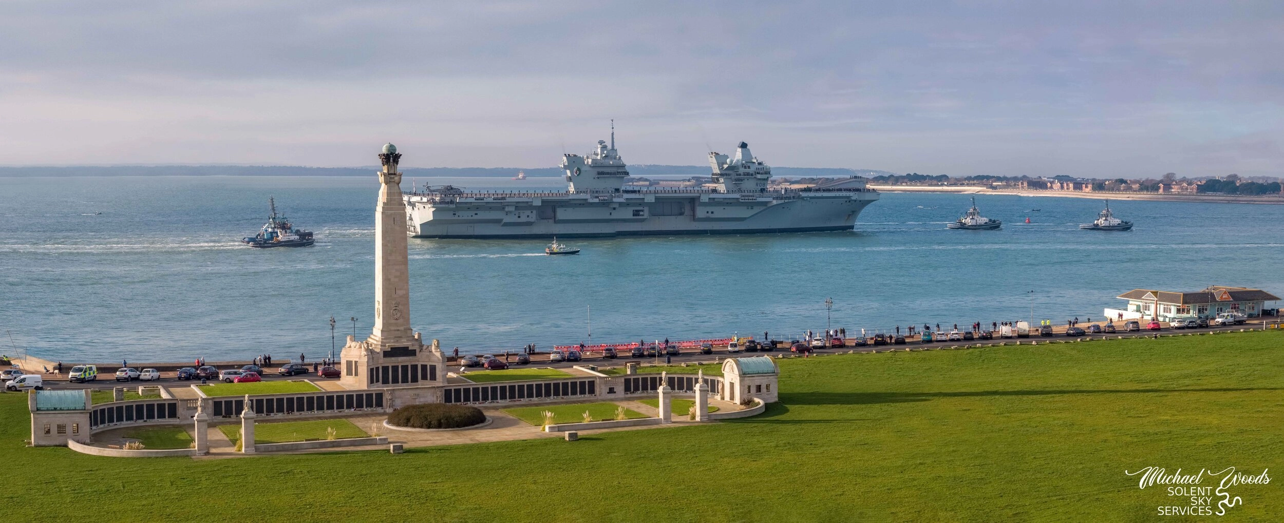 HMS Queen Elizabeth: carrier returns to Portsmouth for Christmas - Image 2