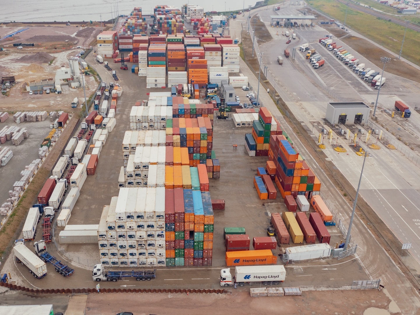 Solent Stevedores: London Gateway container services