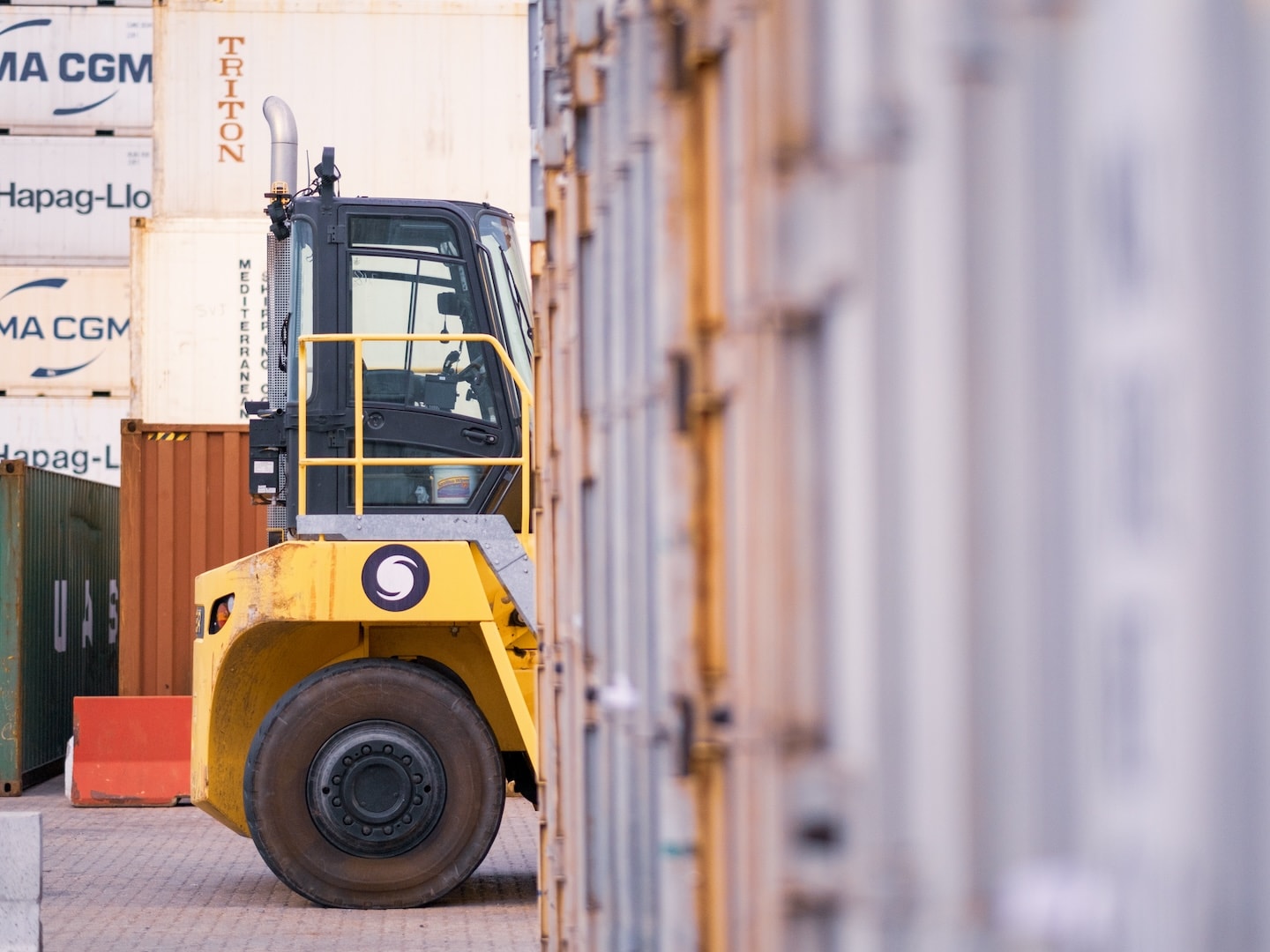 Solent Stevedores: London Gateway container services - Image 3