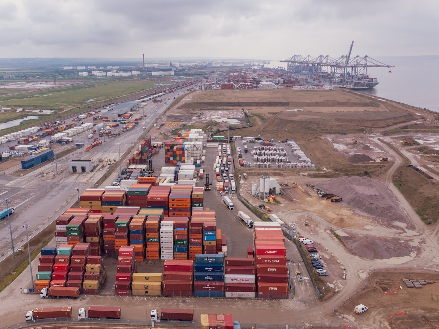Solent Stevedores: London Gateway container services - Image 8