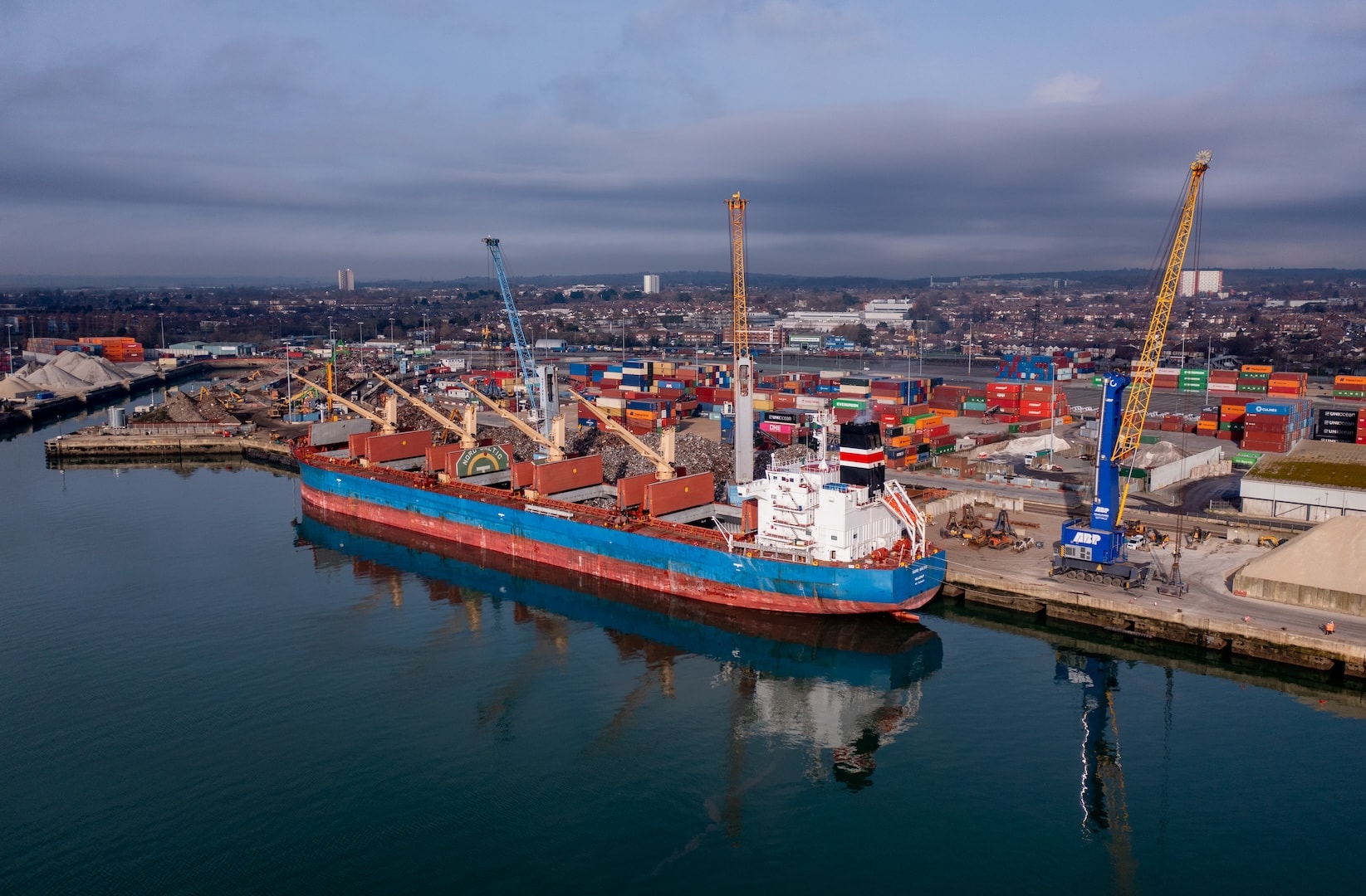 Solent Stevedores: Southampton dry bulk operations - Image 2