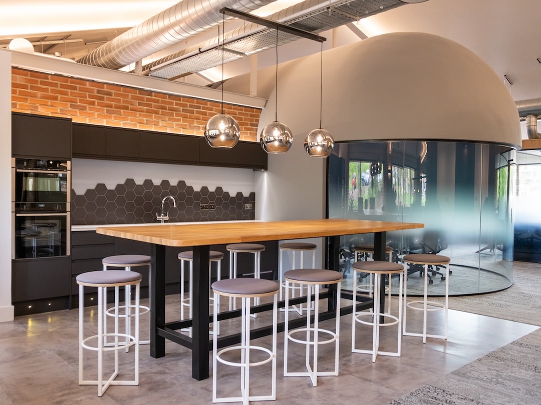 Solent Stevedores: promoting Dursley co-working space - Image 1
