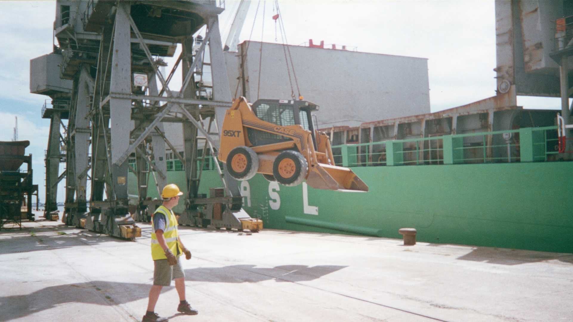 Solent Stevedores: 25th anniversary dockers film